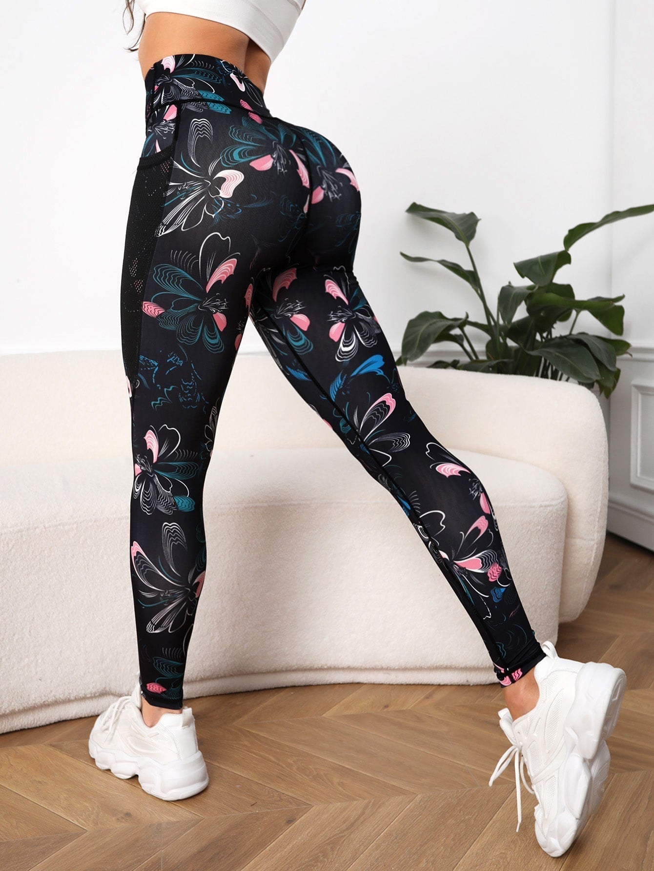 Legging esportiva  cintura larga com bolso